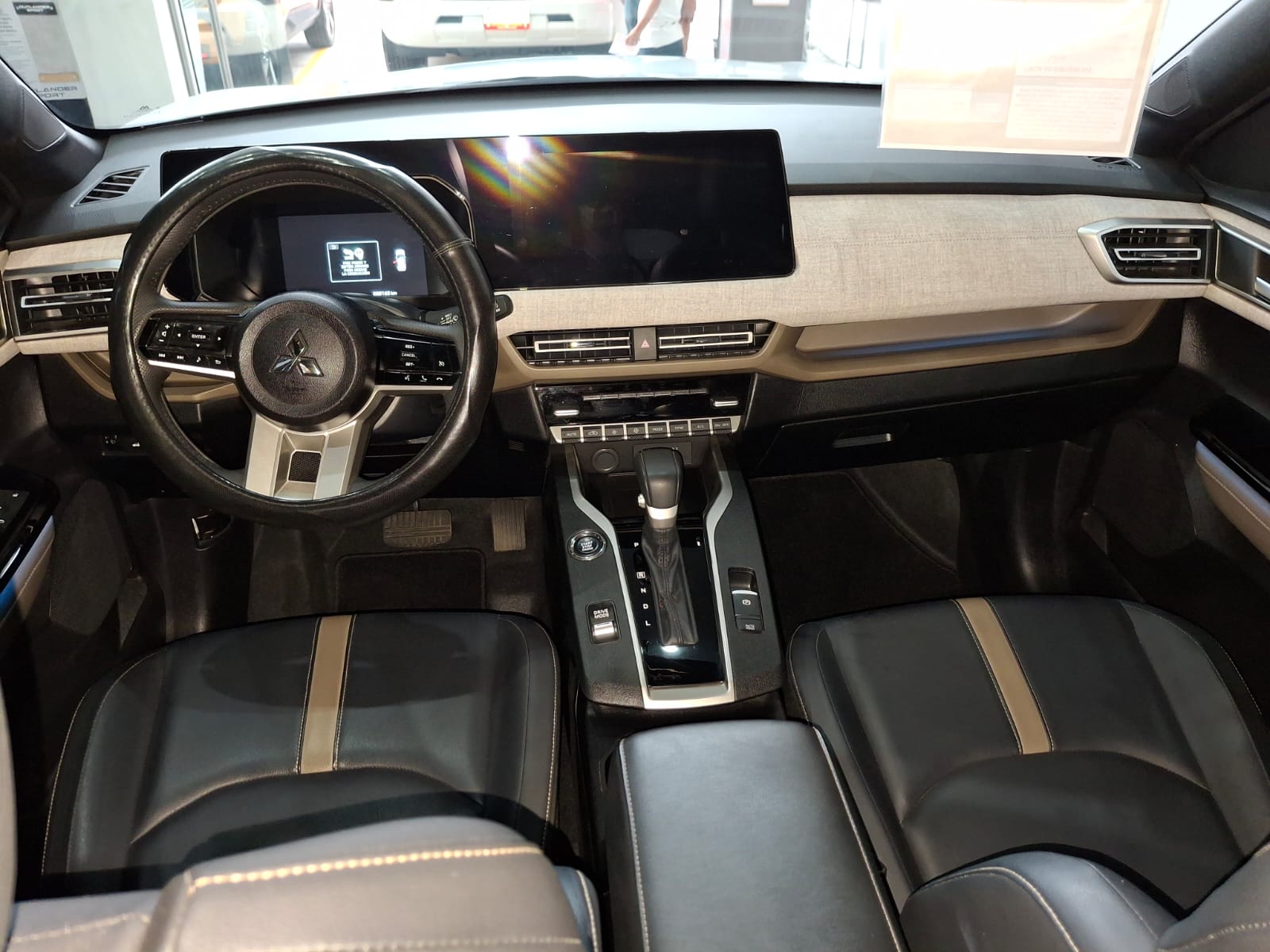 2025 MITSUBISHI Outlander Sport 5 pts. SE Plus, 1.5l, TA, piel, 5 pas., RA-18