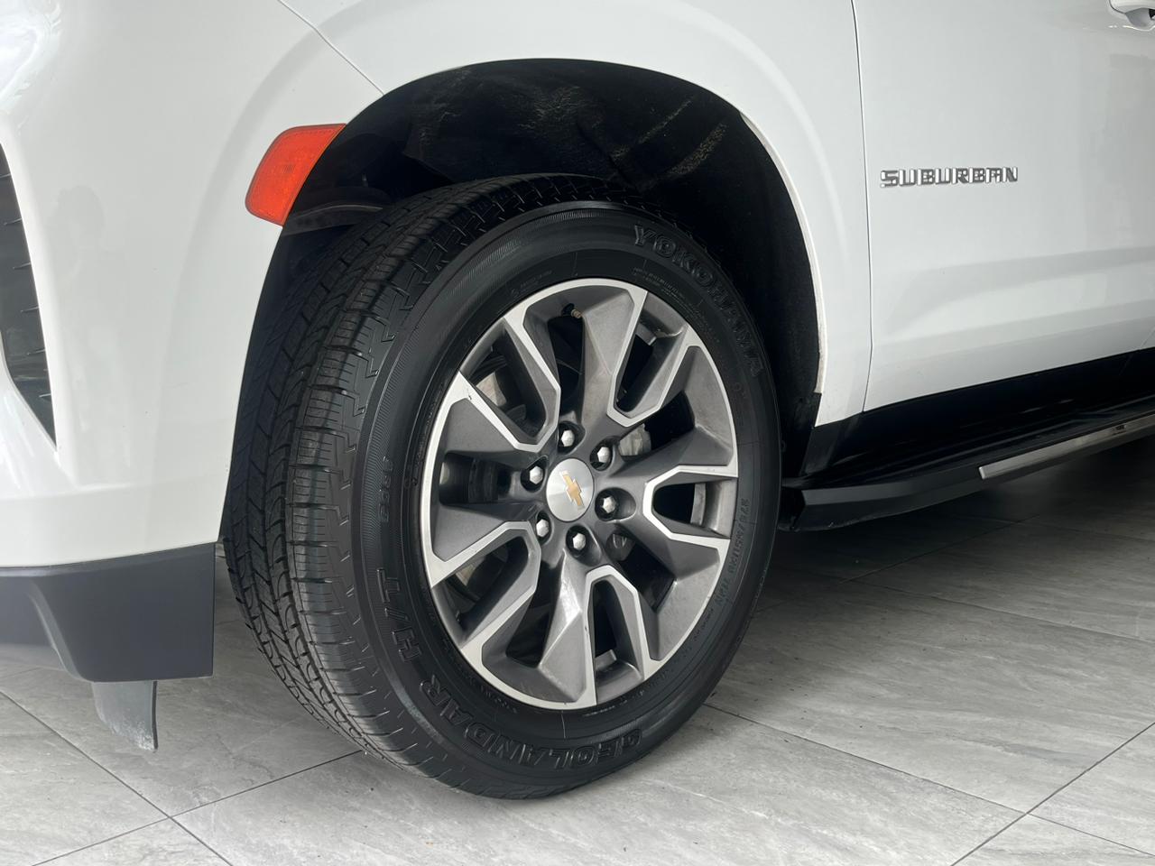 2023 CHEVROLET Suburban 5 pts. LT, 5.3l, TA, piel, RA-20