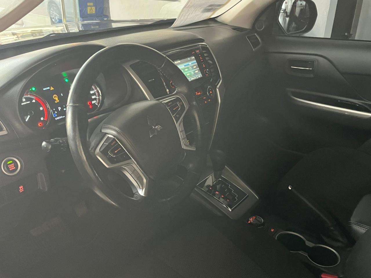 2023 MITSUBISHI COMERCIALES L200 Pick-Up 4 pts. GLS, Doble Cab., 2.4TD, TA, 4x4