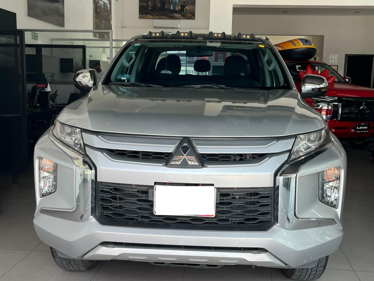 2023 Mitsubishi Comerciales L200 Pick-Up