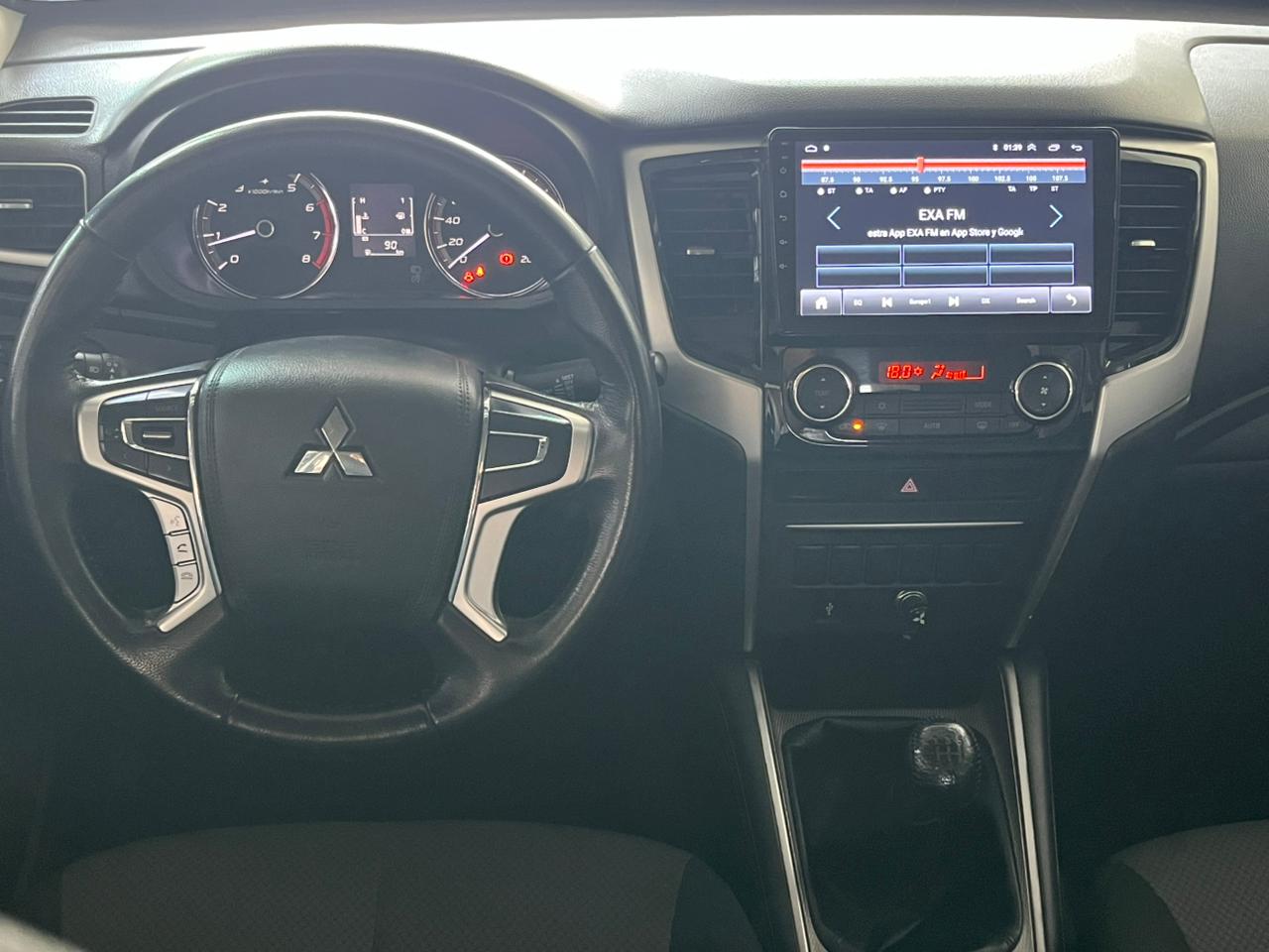2023 MITSUBISHI COMERCIALES L200 Pick-Up 4 pts. GLX, Doble Cab., 2.4l, TM5