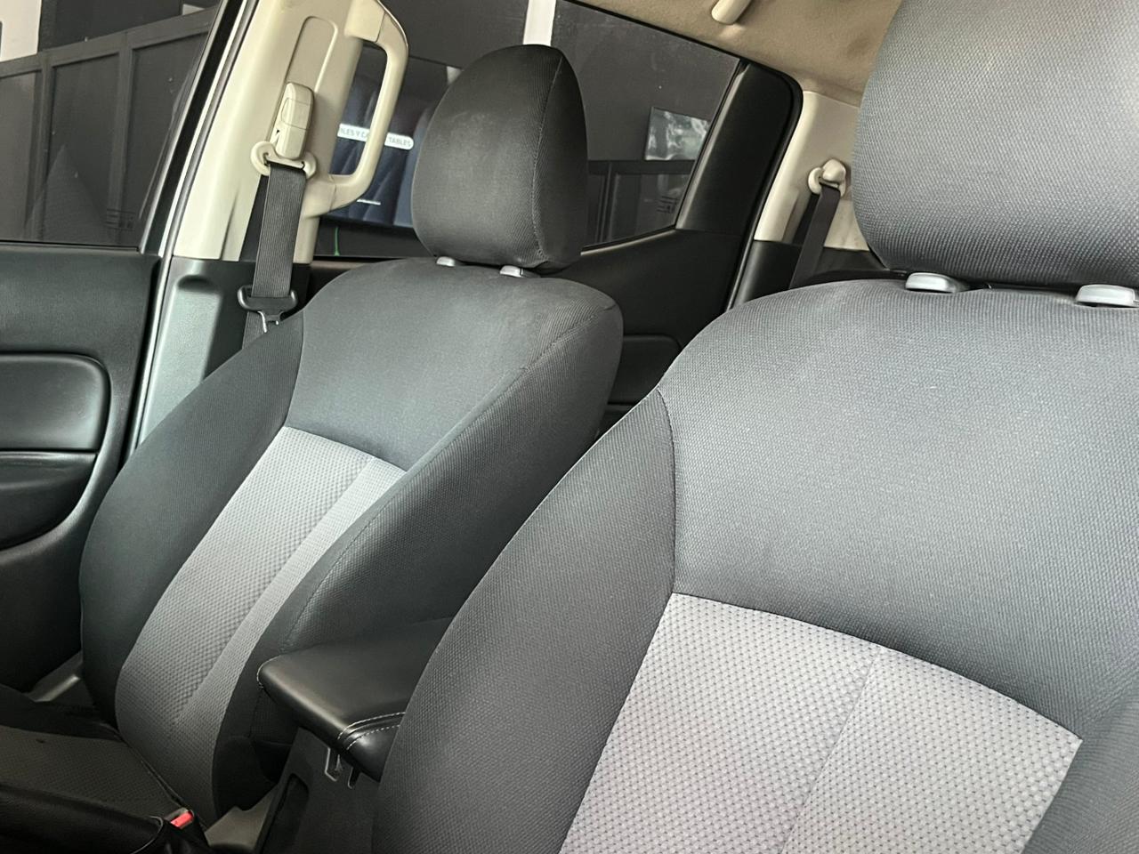 2023 MITSUBISHI COMERCIALES L200 Pick-Up 4 pts. GLX, Doble Cab., 2.4l, TM5