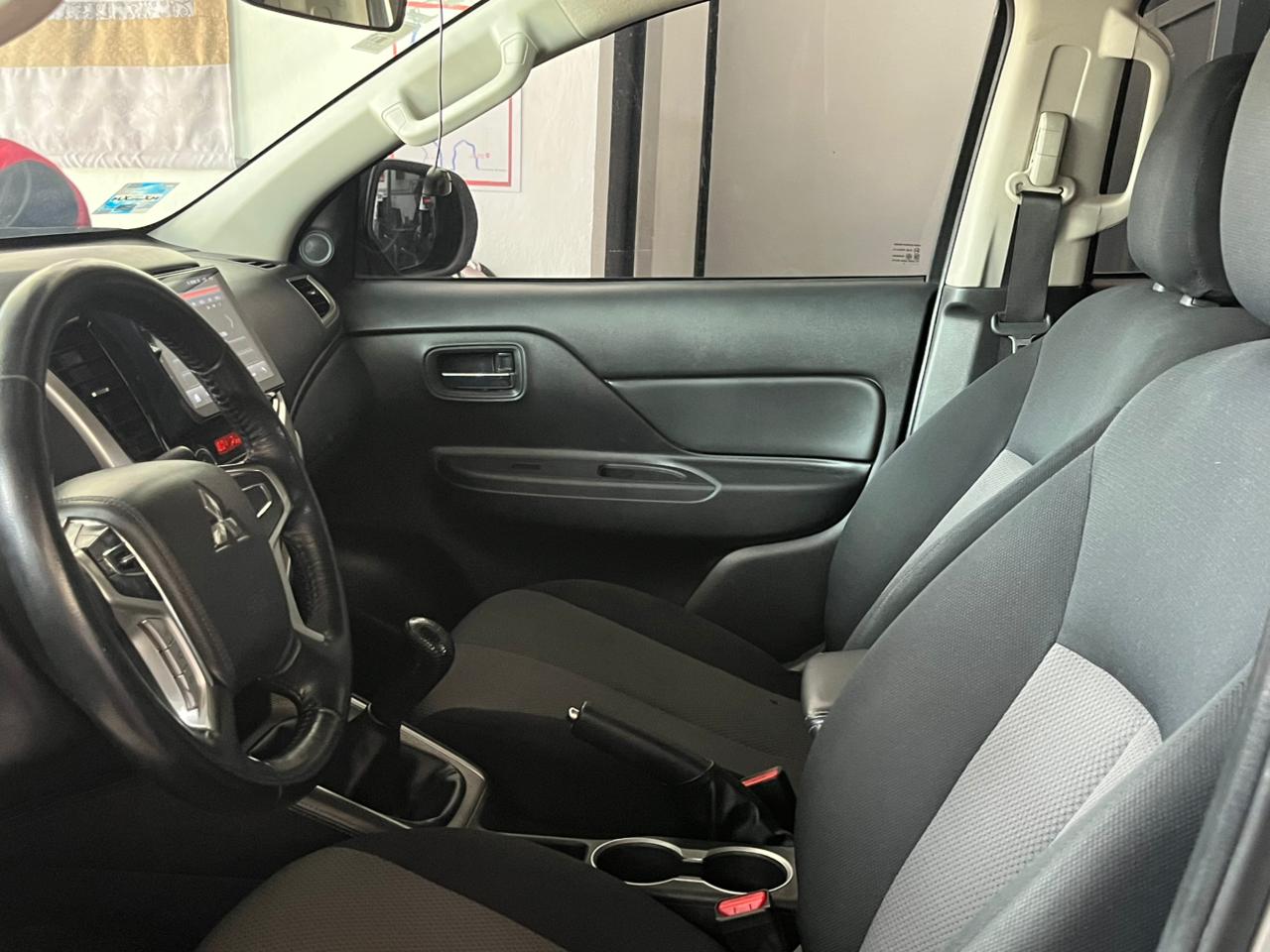 2023 MITSUBISHI COMERCIALES L200 Pick-Up 4 pts. GLX, Doble Cab., 2.4l, TM5