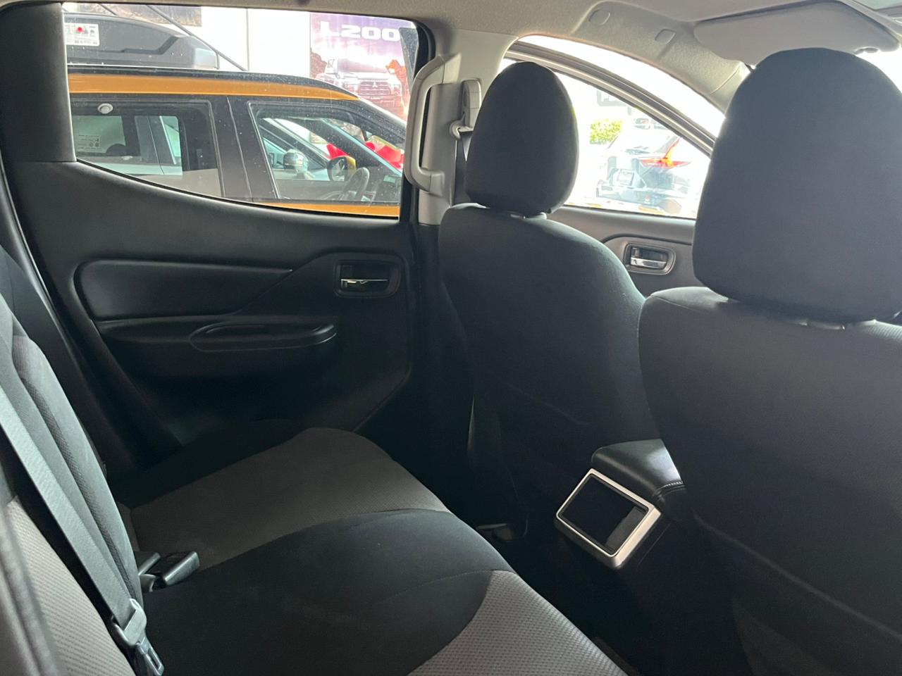 2023 MITSUBISHI COMERCIALES L200 Pick-Up 4 pts. GLX, Doble Cab., 2.4l, TM5