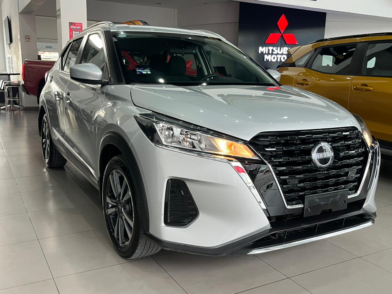 2025 Nissan Kicks