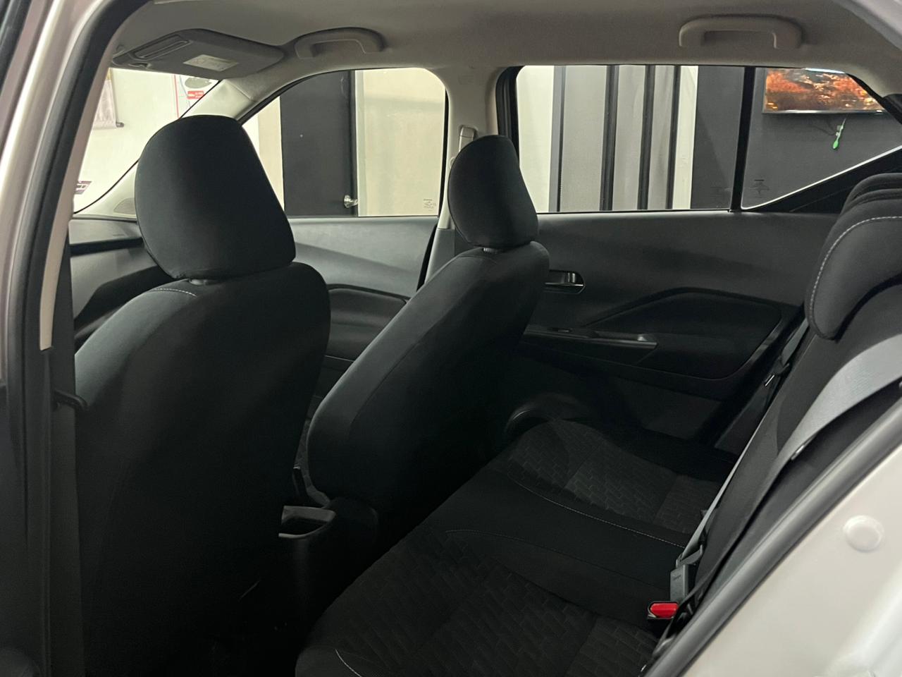 2025 NISSAN Kicks 5 pts. Advance, 2.0l, TA, RA-17
