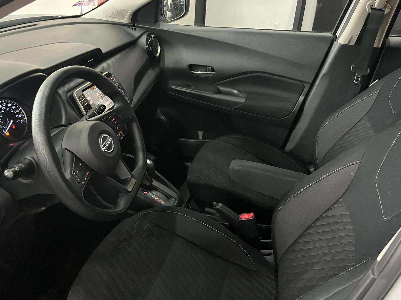 2025 NISSAN Kicks 5 pts. Advance, 2.0l, TA, RA-17