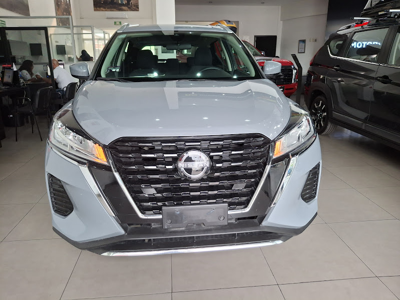 2025 NISSAN Kicks 5 pts. Advance, 2.0l, TA, RA-17