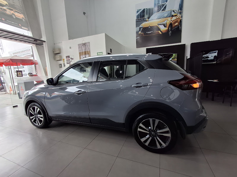 2025 NISSAN Kicks 5 pts. Advance, 2.0l, TA, RA-17