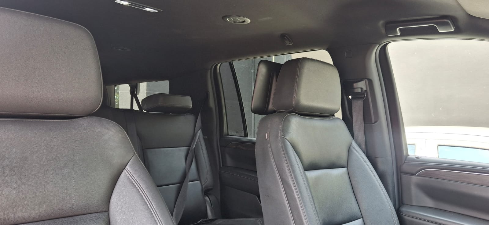 2023 CHEVROLET Suburban 5 pts. LT, 5.3l, TA, piel, RA-20