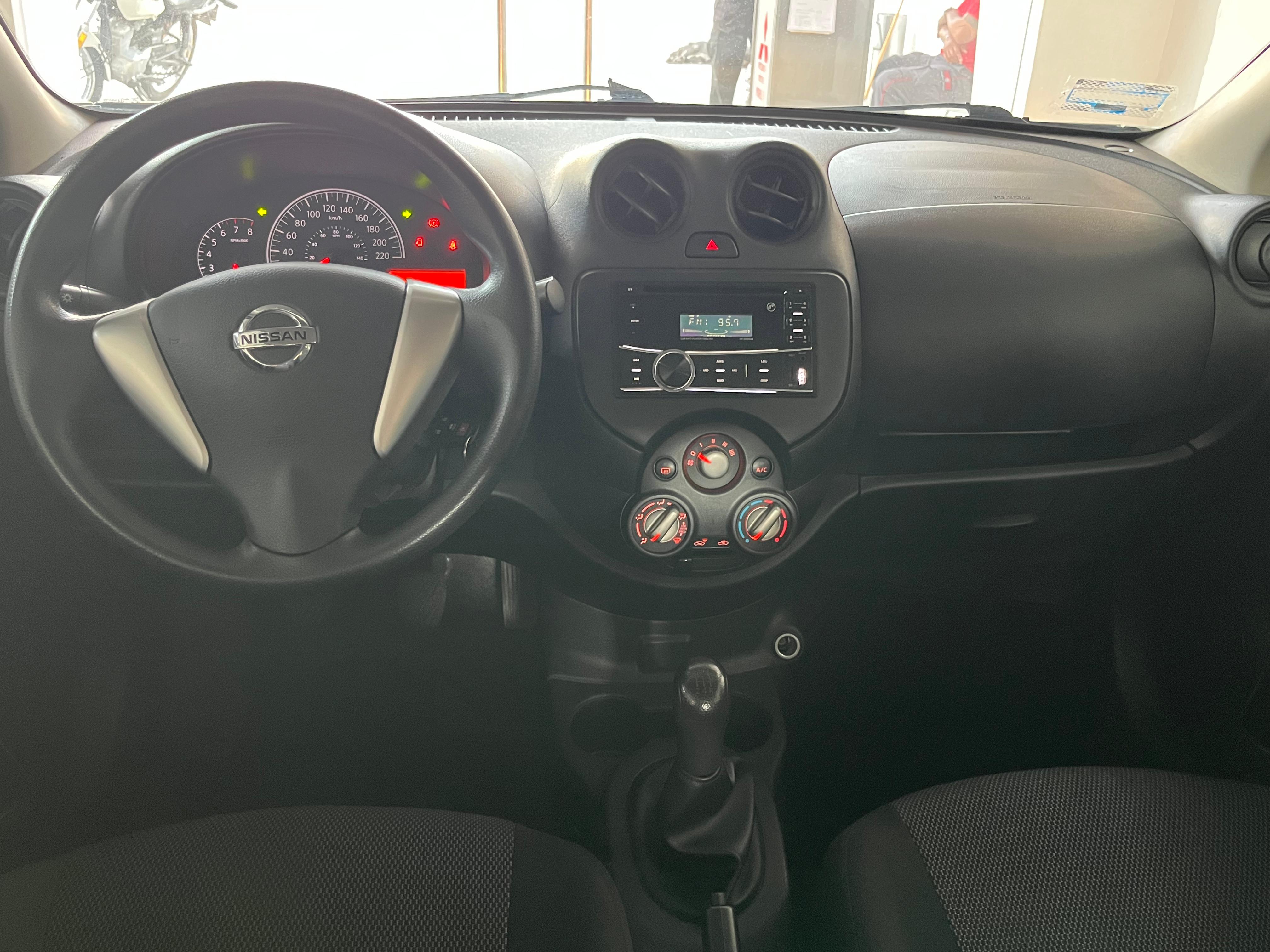 2020 NISSAN V-Drive 4 pts. Base, TM5, R-15