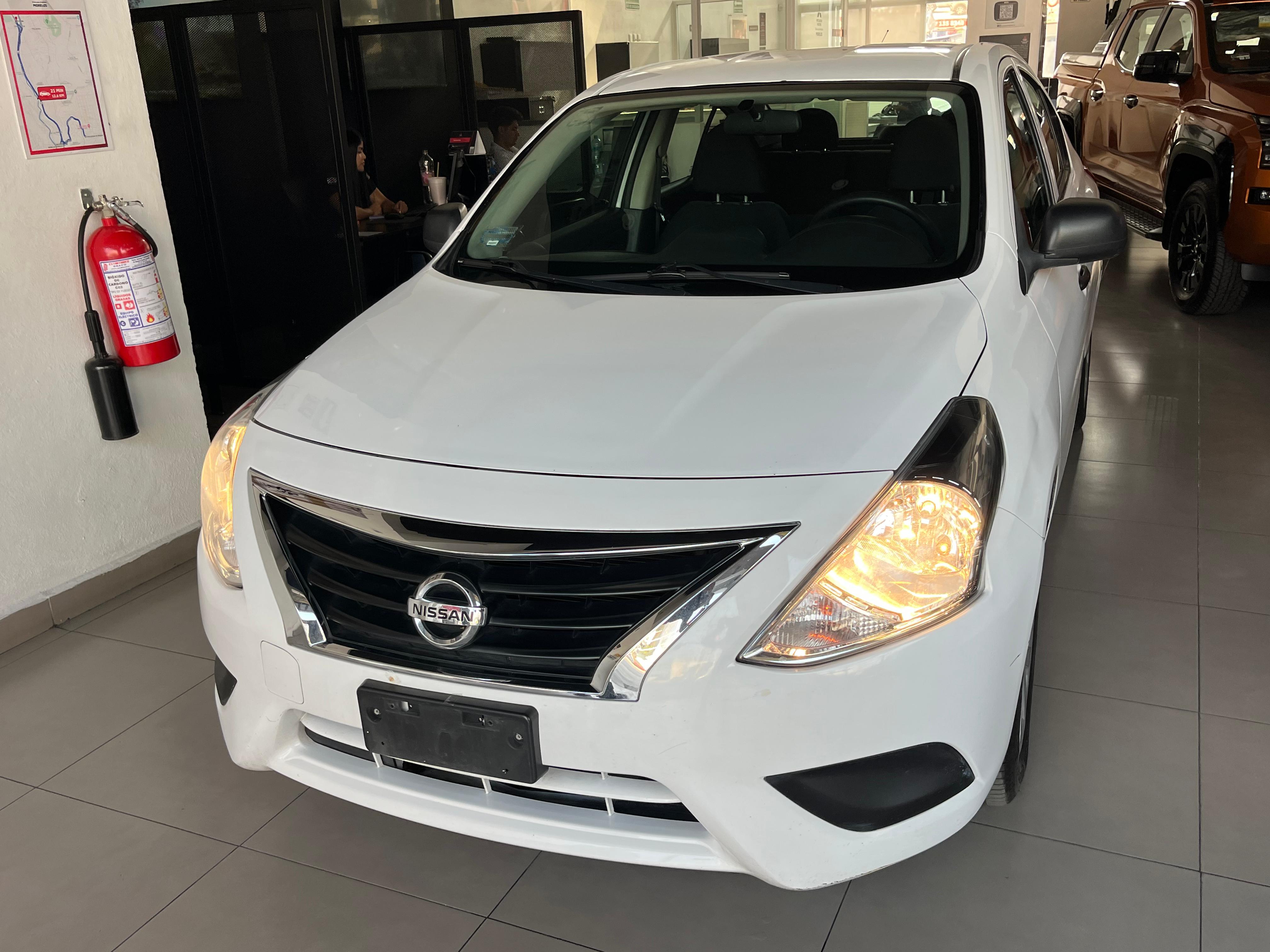 2020 NISSAN V-Drive 4 pts. Base, TM5, R-15