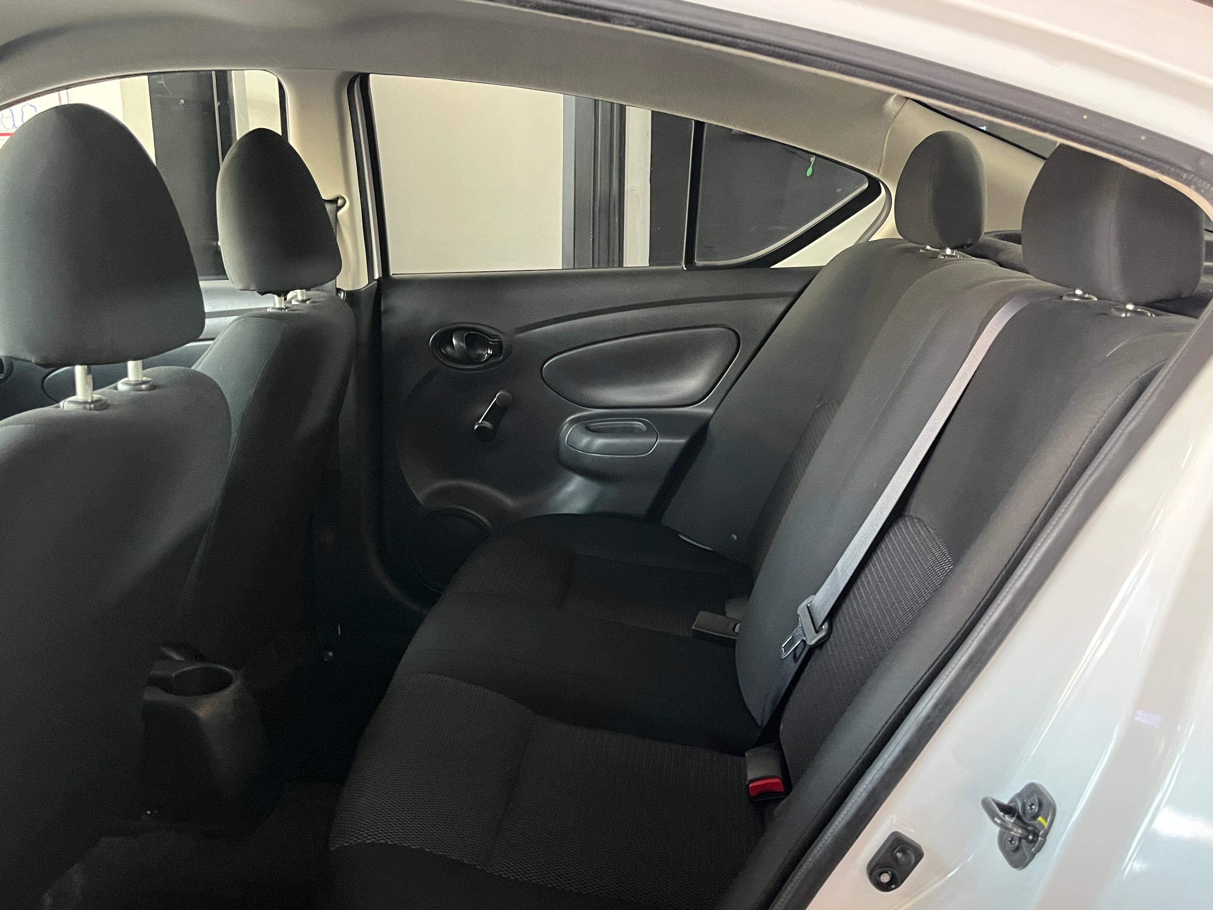 2020 NISSAN V-Drive 4 pts. Base, TM5, R-15