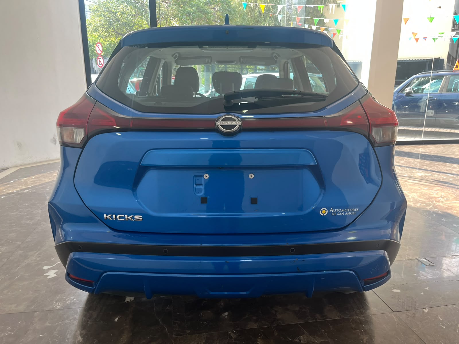 2024 NISSAN Kicks 5 pts. Advance, 1.6l, TM5, a/ac., VE, RA-16