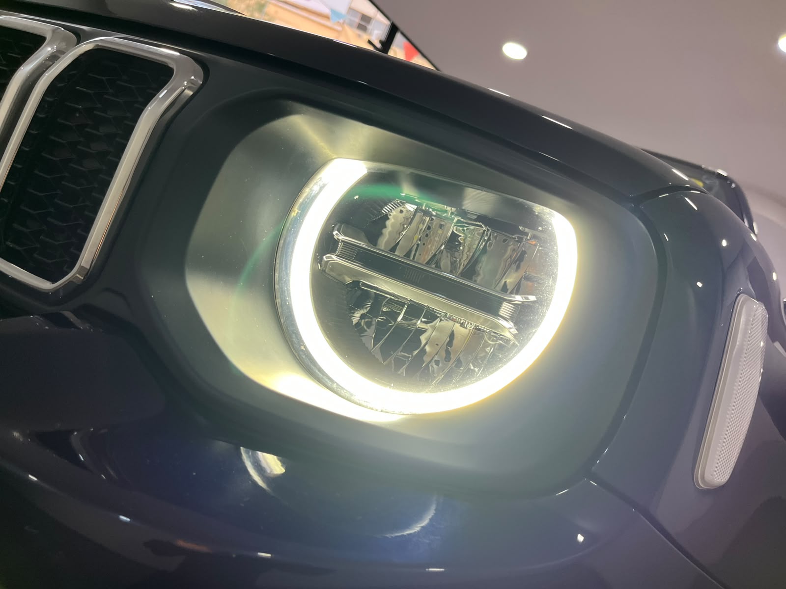 2024 JEEP Renegade 5 pts. Latitude, 1.3T, TA, a/ac. Aut., piel, RA-18