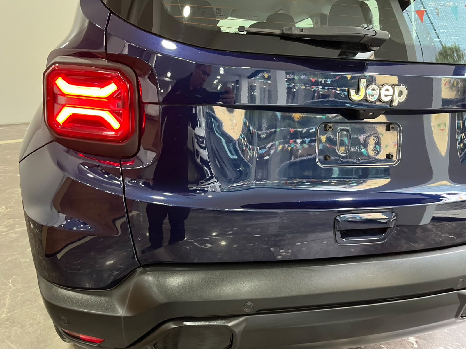 2024 JEEP Renegade 5 pts. Latitude, 1.3T, TA, a/ac. Aut., piel, RA-18