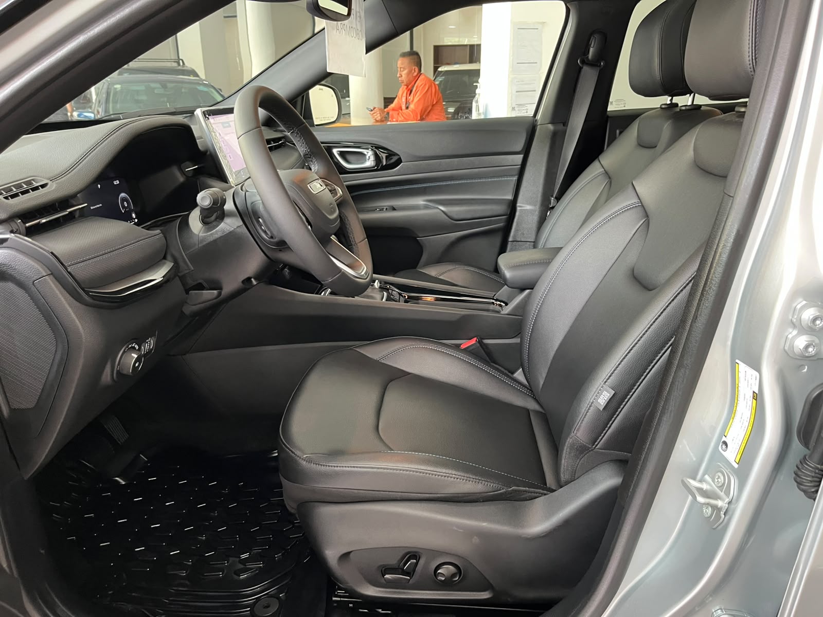 2026 JEEP Compass VUD 5 pts. High Altitude, 2.0T, TA, a/ac. Aut., piel, QCP, RA-19, 4x4