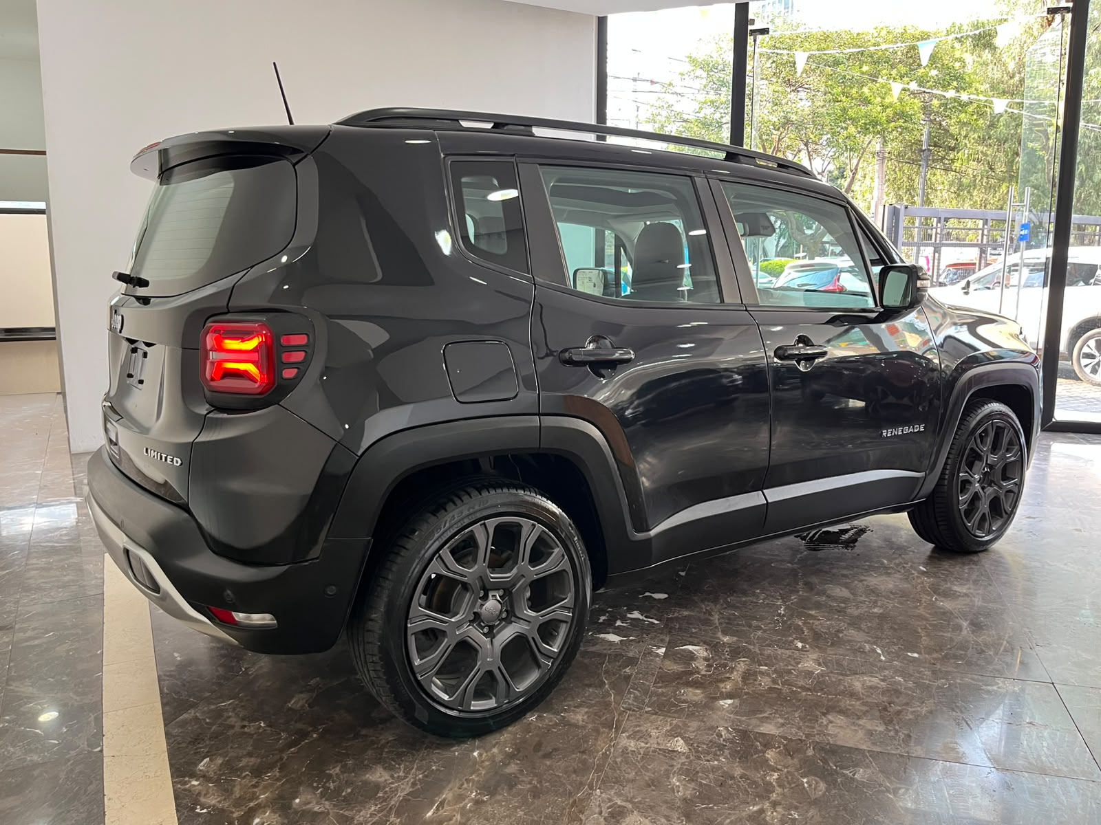 2024 JEEP Renegade 5 pts. Limited, 1.3T, TA, a/ac. Aut., piel, QCP, RA-19