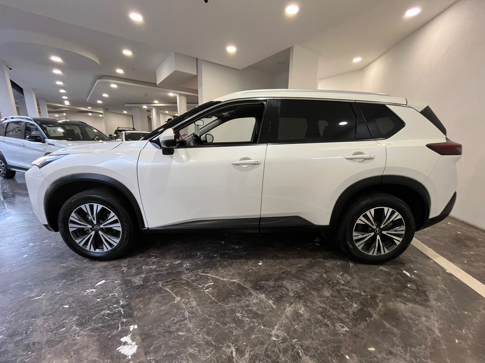 2024 NISSAN X-Trail 5 pts. Exclusive, TA, piel, RA-18