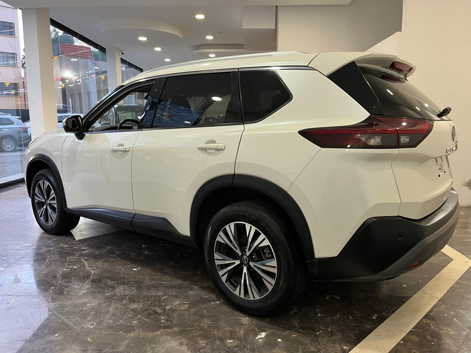 2024 NISSAN X-Trail 5 pts. Exclusive, TA, piel, RA-18
