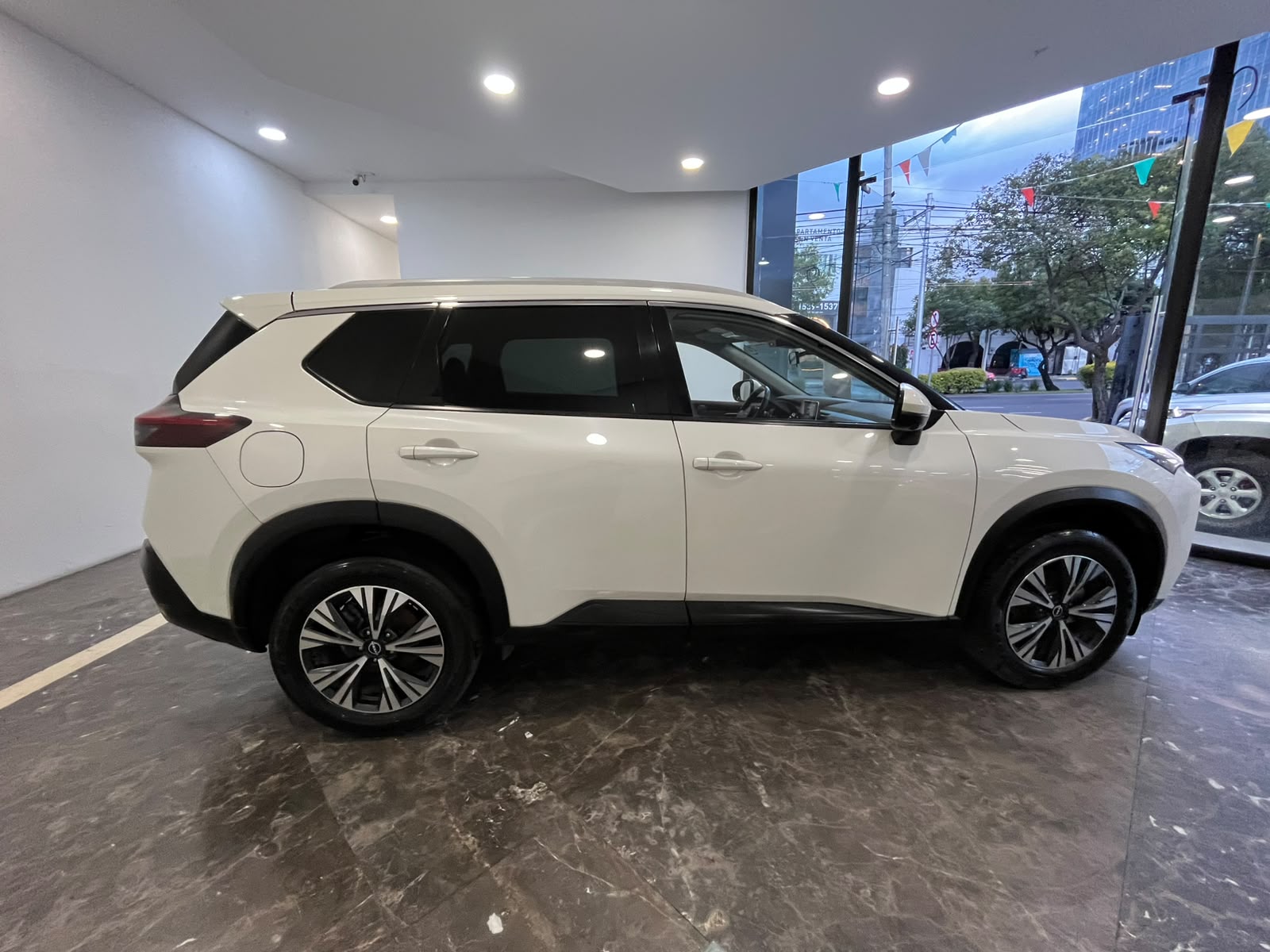 2024 NISSAN X-Trail 5 pts. Exclusive, TA, piel, RA-18