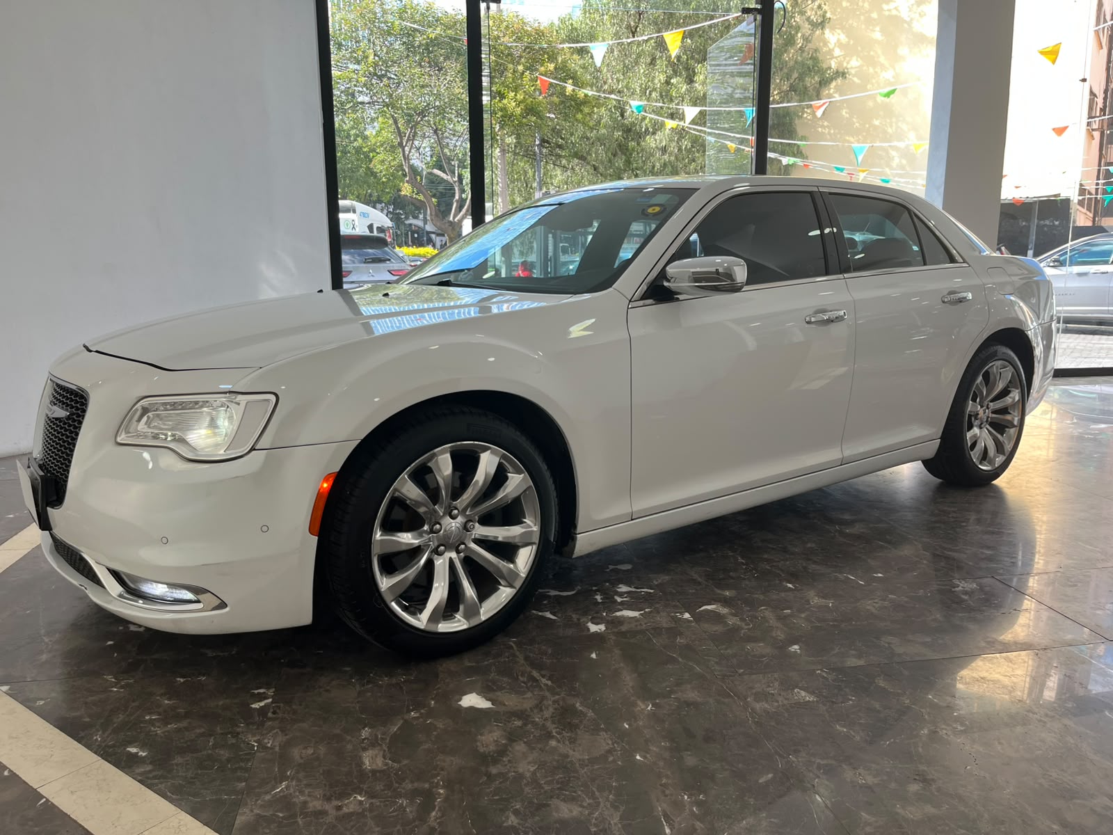 2016 Chrysler 300 C