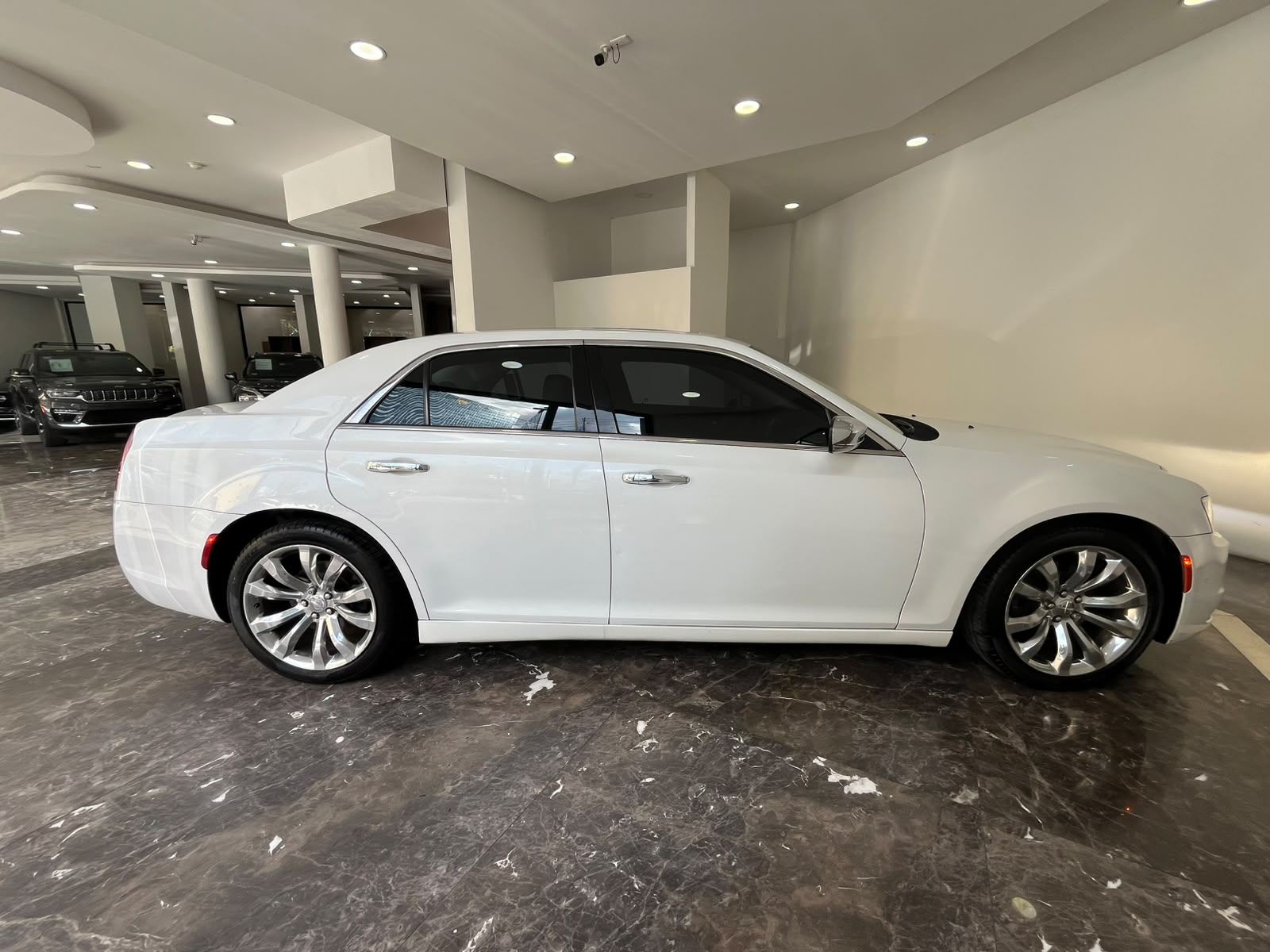 2016 CHRYSLER 300 C 4 pts. Pentastar, V6, TA, piel, QCP, GPS, RA-20