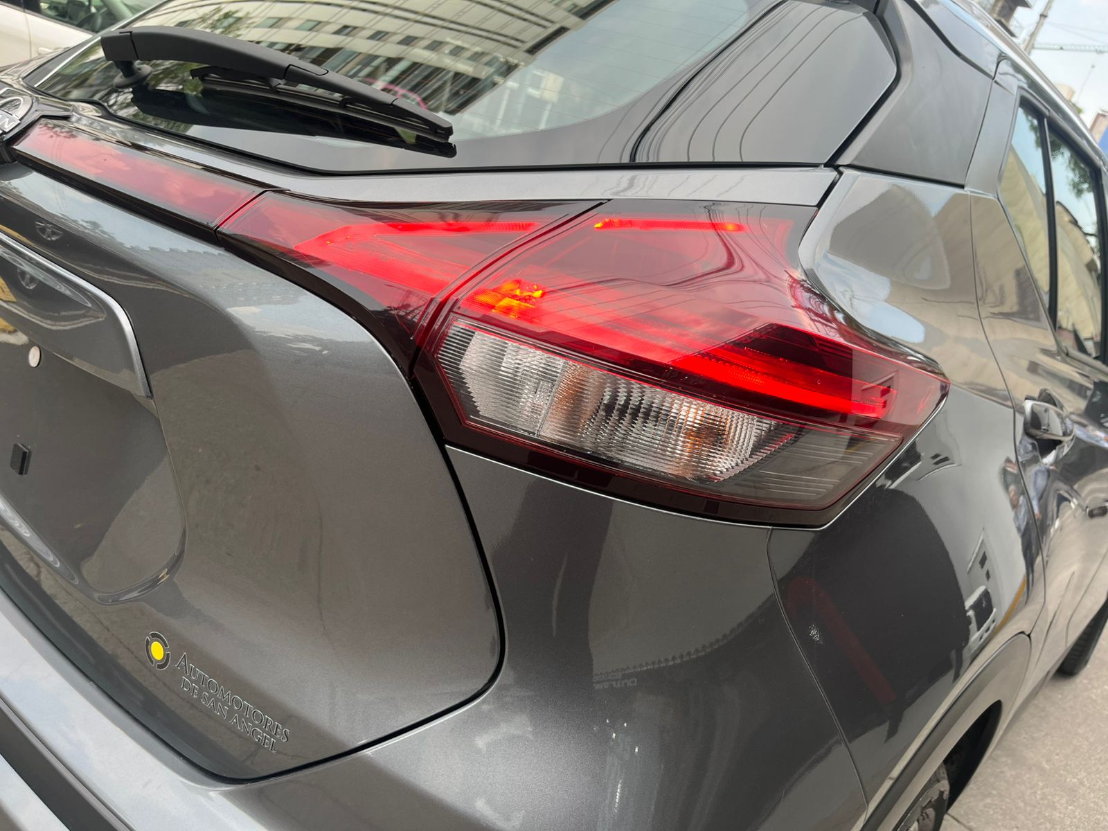 2024 NISSAN Kicks 5 pts. Advance, 1.6l, TM5, a/ac., VE, RA-16