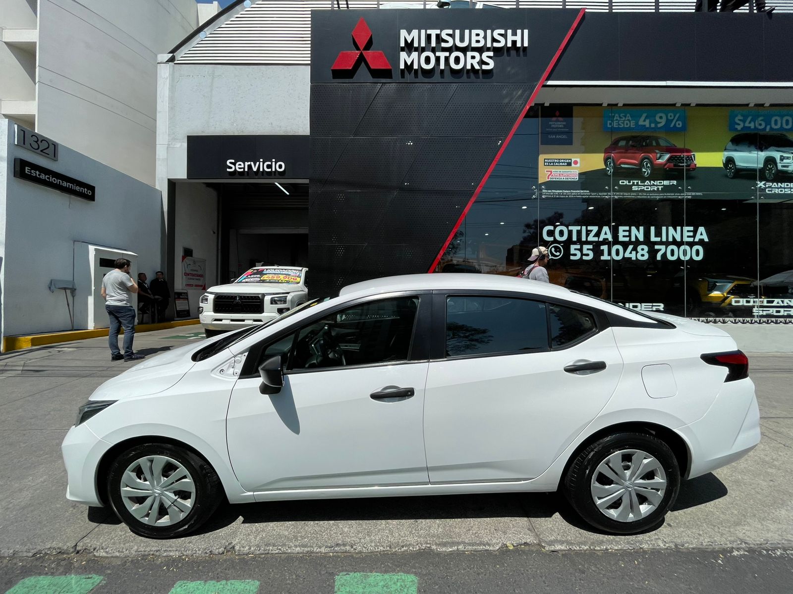 2024 NISSAN Versa 4 pts. Sense, TM5, a/ac., R-15