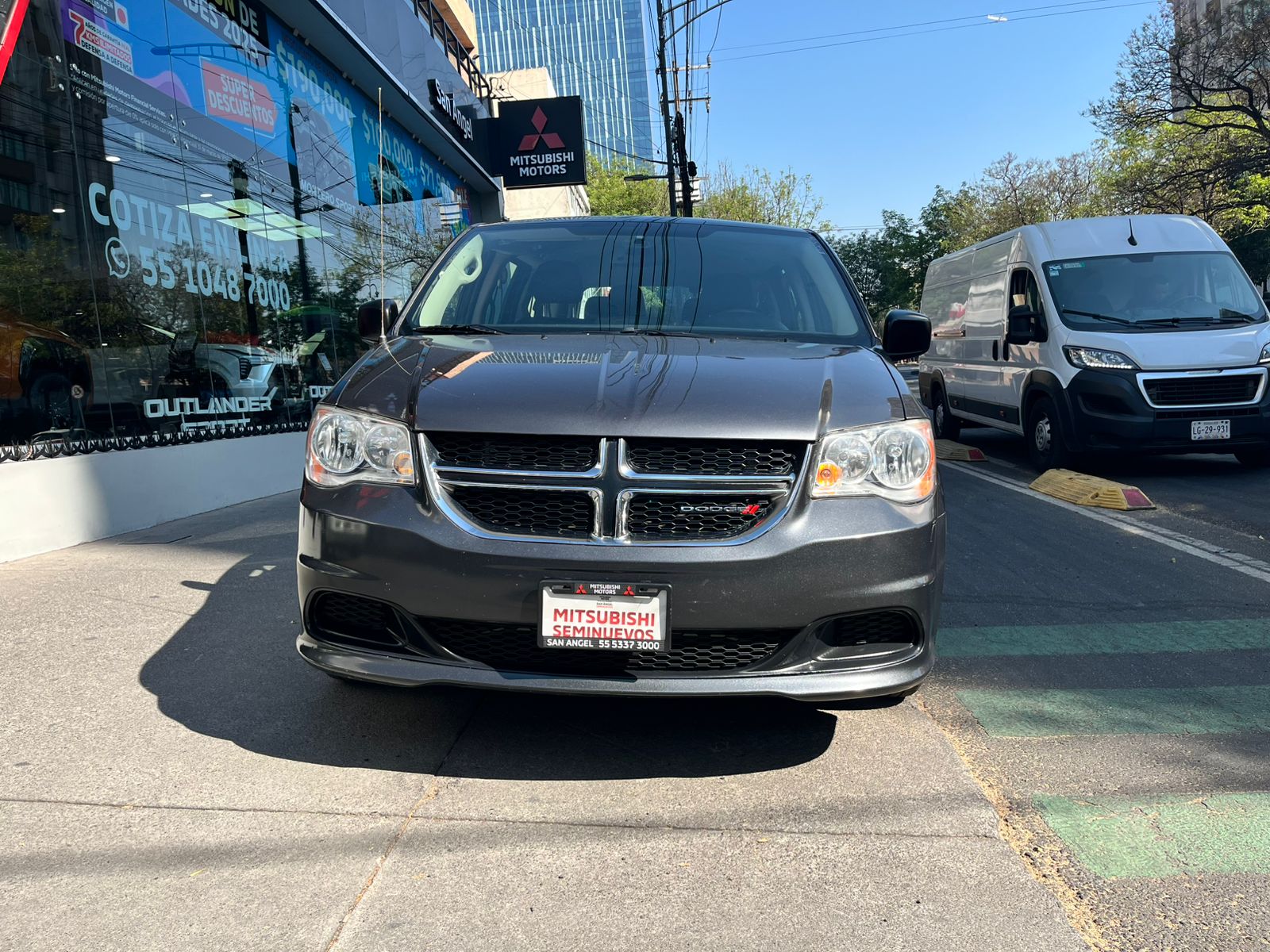 2019 DODGE Grand Caravan Minivan 5 pts. SE, TA, VE del., R-17