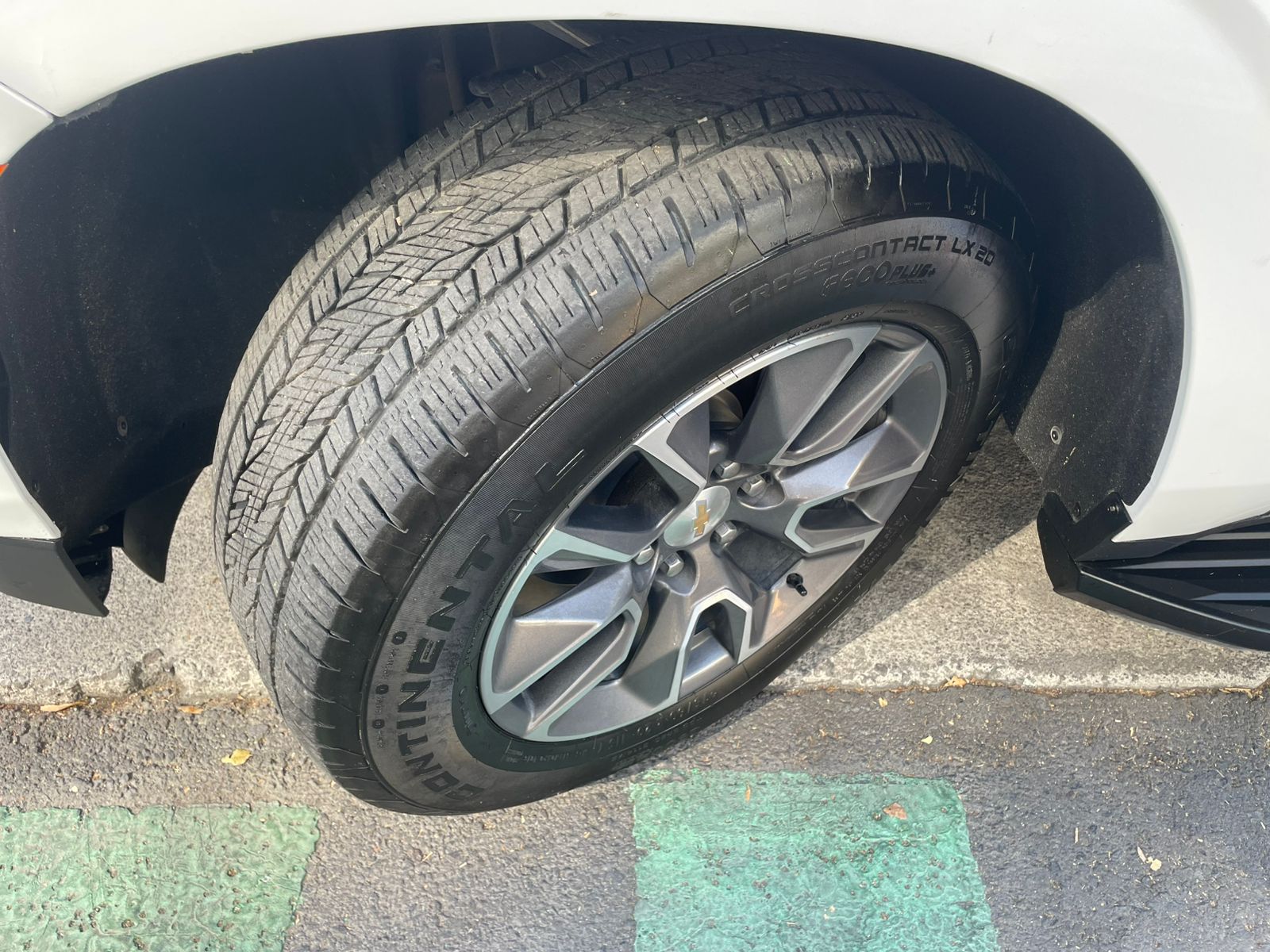2023 CHEVROLET Suburban 5 pts. LT, 5.3l, TA, piel, RA-20