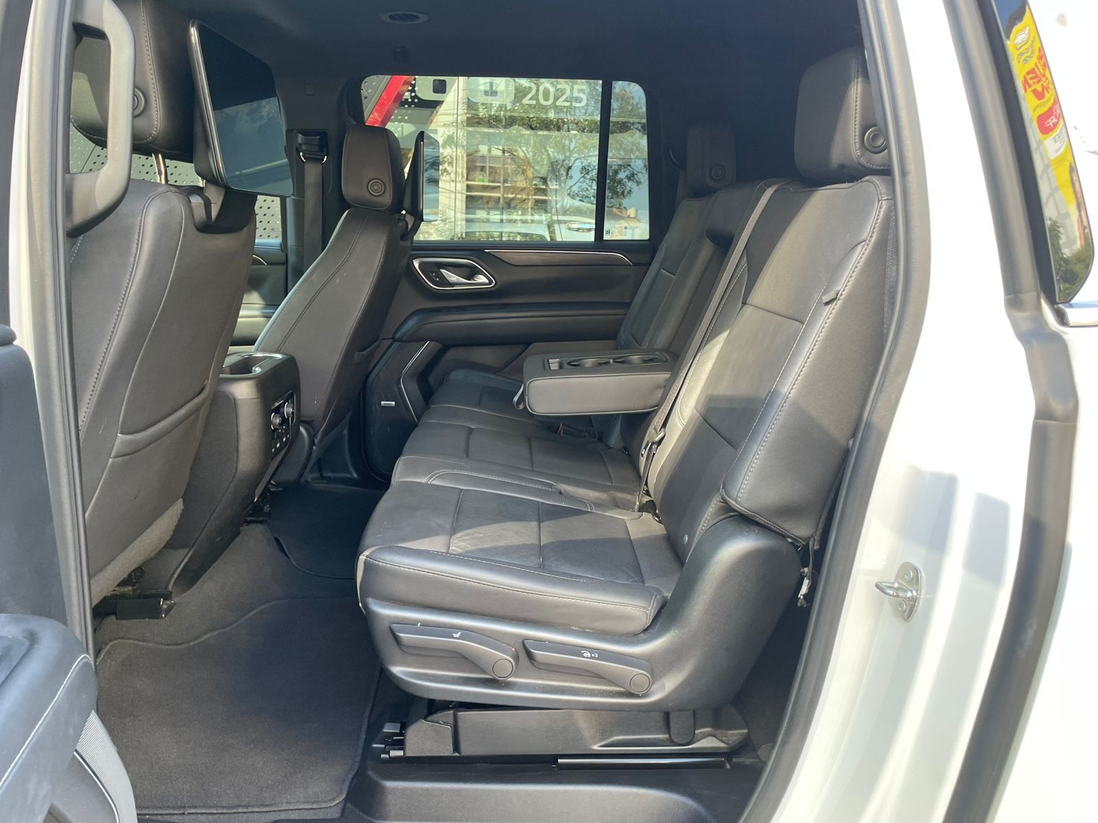 2023 CHEVROLET Suburban 5 pts. LT, 5.3l, TA, piel, RA-20