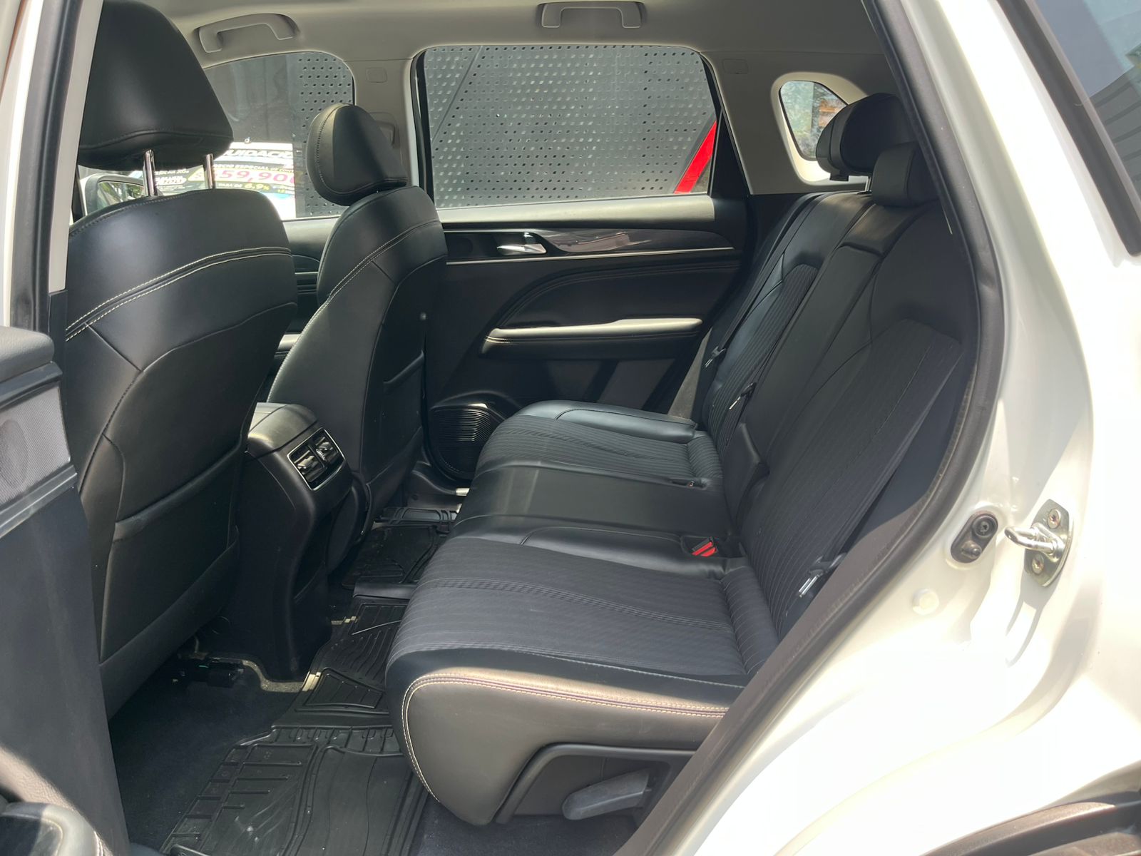 2023 DODGE Journey 5 pts. SXT, 1.5T, TA, RA-18