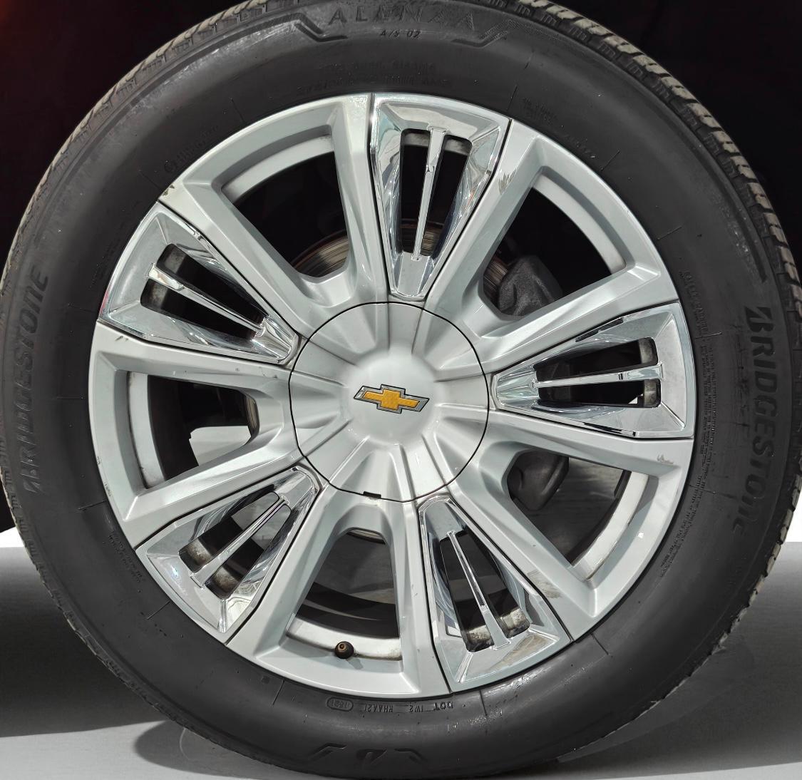 2021 CHEVROLET Suburban 5 pts. High Country, 6.2l, TA, piel, QCP, s. Bose, RA-22, 4x4