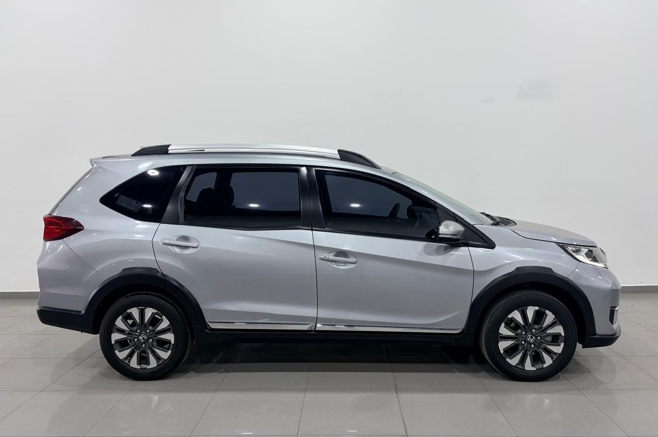 2022 HONDA BR-V 5 pts. Prime, 1.5l, TA, a/ac. Aut., f. niebla, RA-16