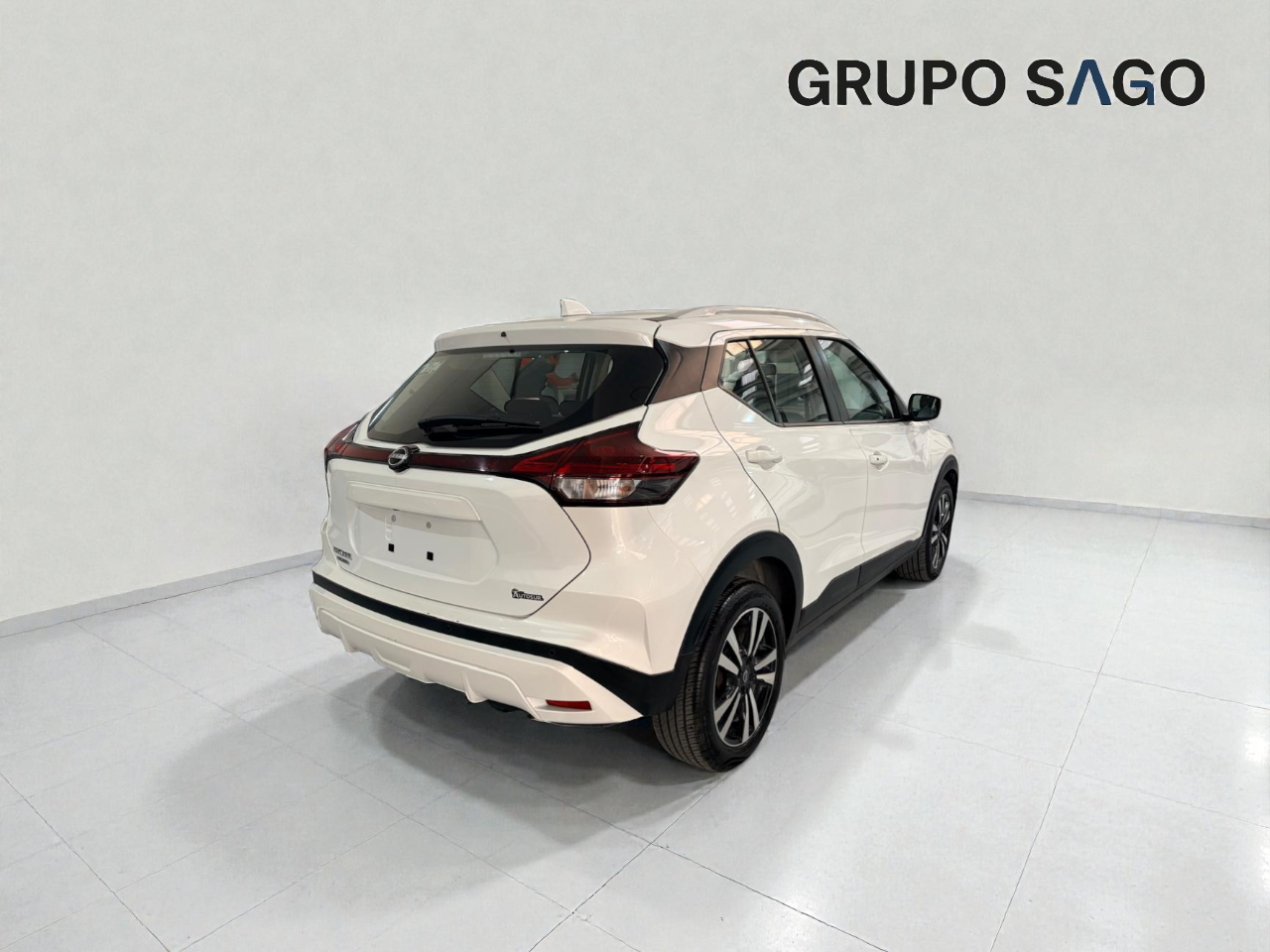 2024 NISSAN Kicks 5 pts. Advance, 1.6l, TM5, a/ac., VE, RA-16
