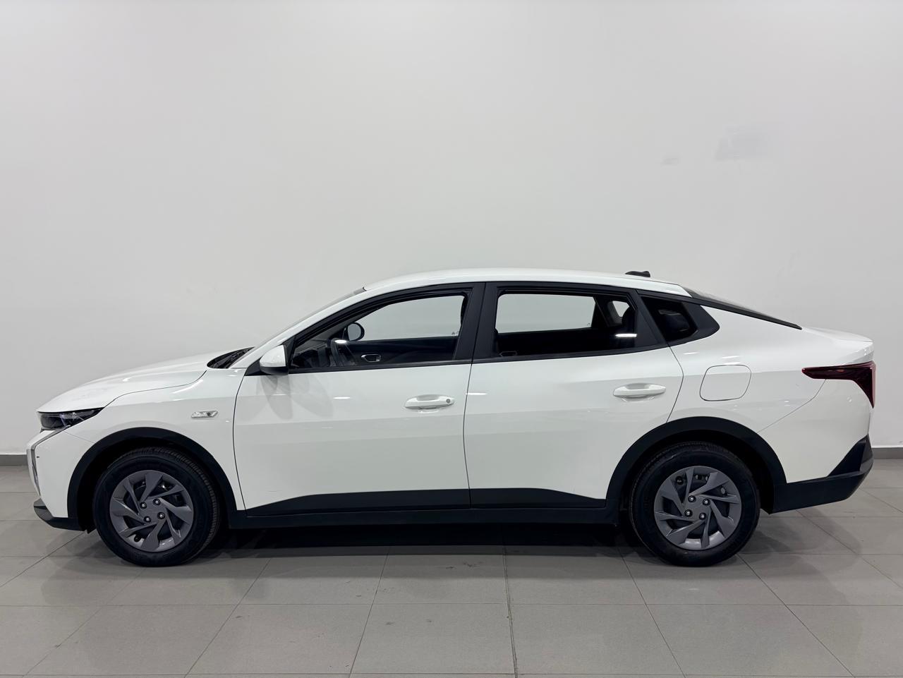 2026 KIA K3 4 pts. L, 1.6l, TA, a/ac., R-15