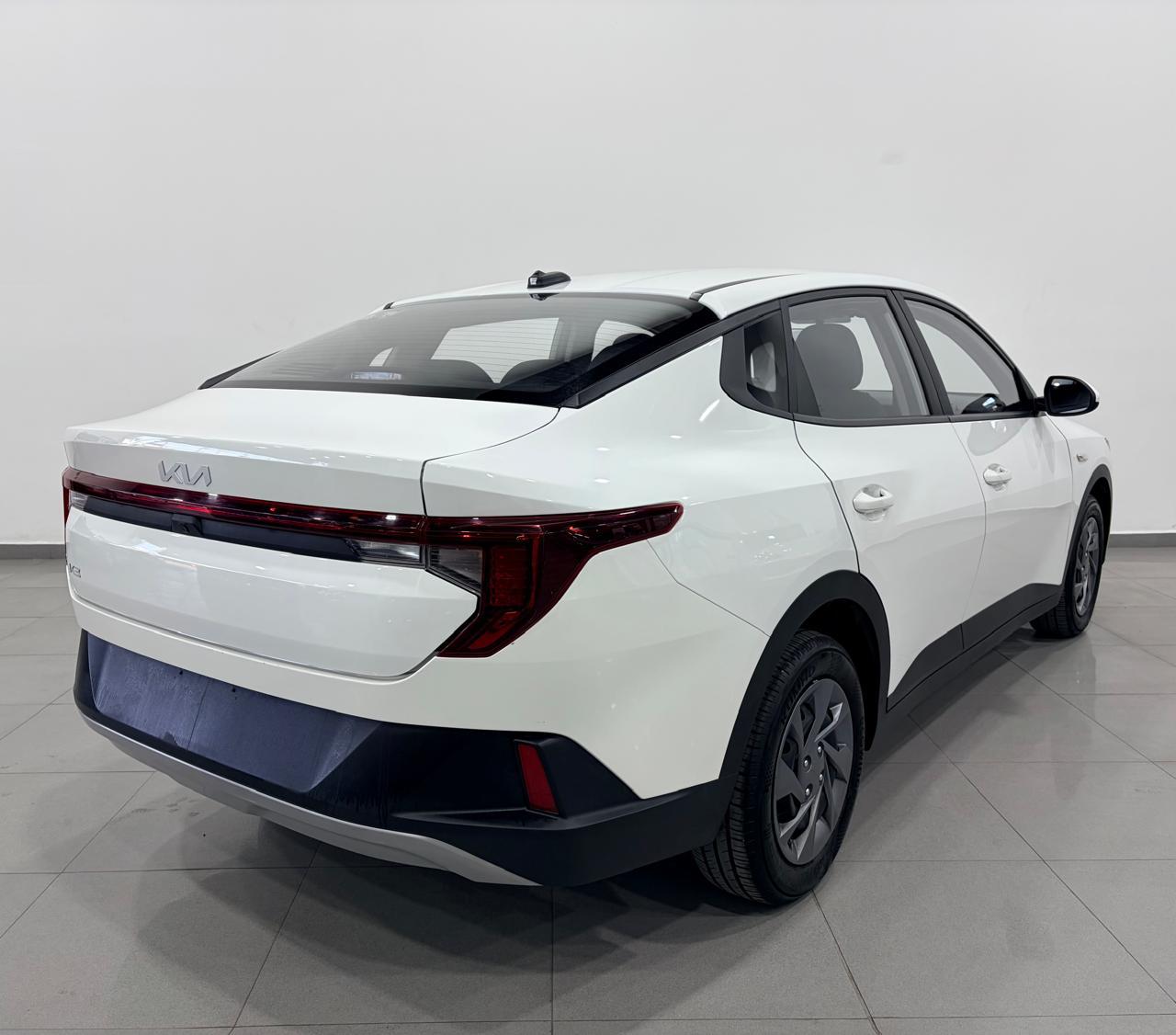 2026 KIA K3 4 pts. L, 1.6l, TA, a/ac., R-15
