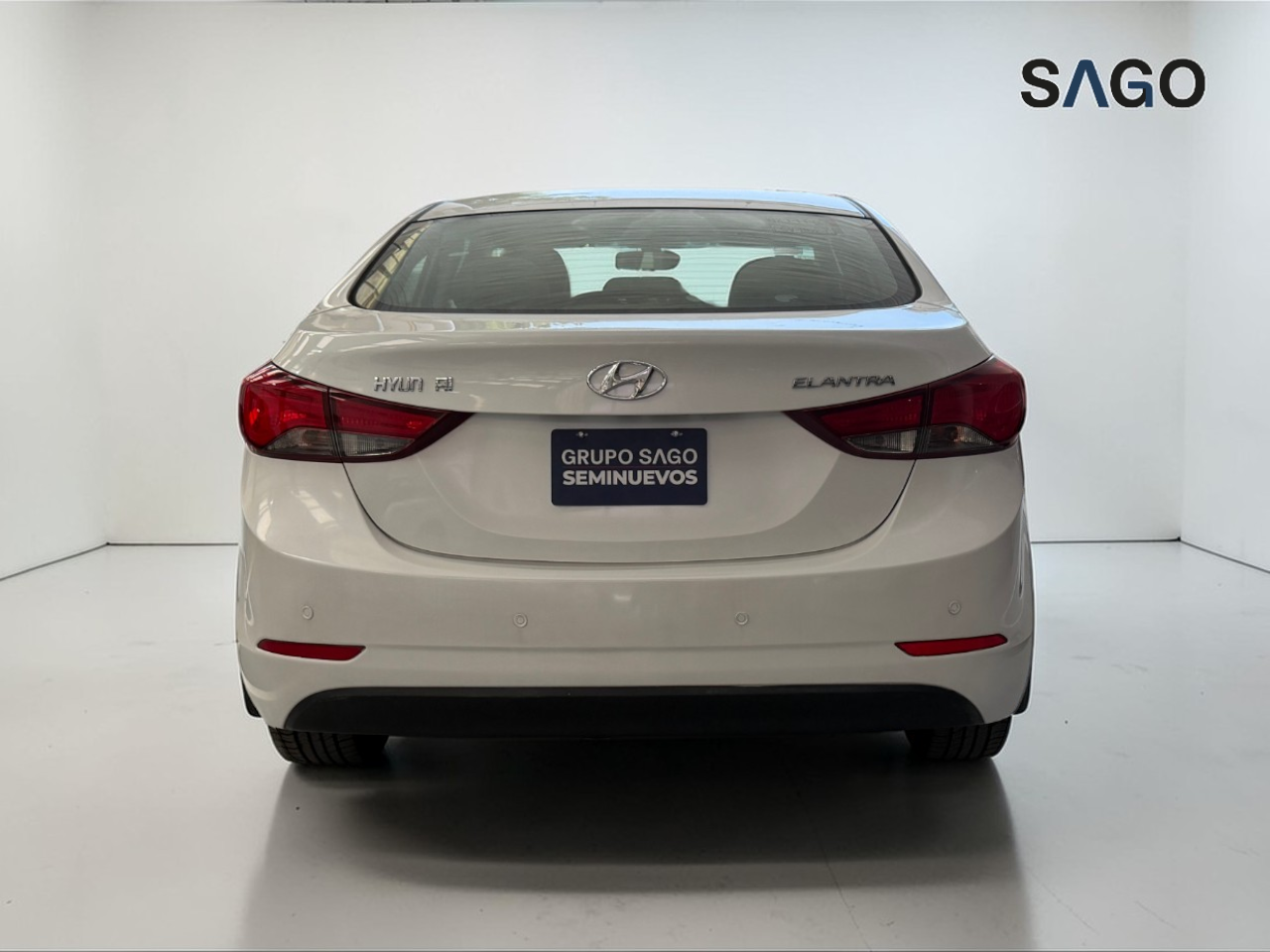 2015 HYUNDAI Elantra 4 pts. GLS Premium, 1.8l, TM6, a/ac., f. niebla, RA-16