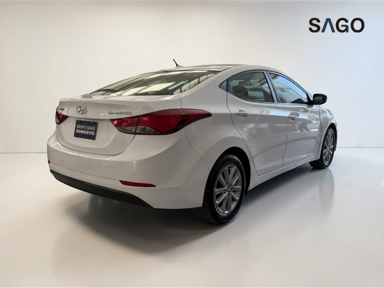 2015 HYUNDAI Elantra 4 pts. GLS Premium, 1.8l, TM6, a/ac., f. niebla, RA-16