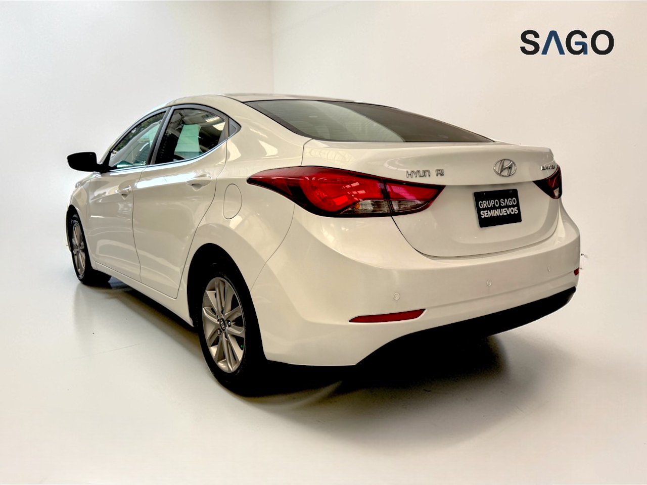 2015 HYUNDAI Elantra 4 pts. GLS Premium, 1.8l, TM6, a/ac., f. niebla, RA-16