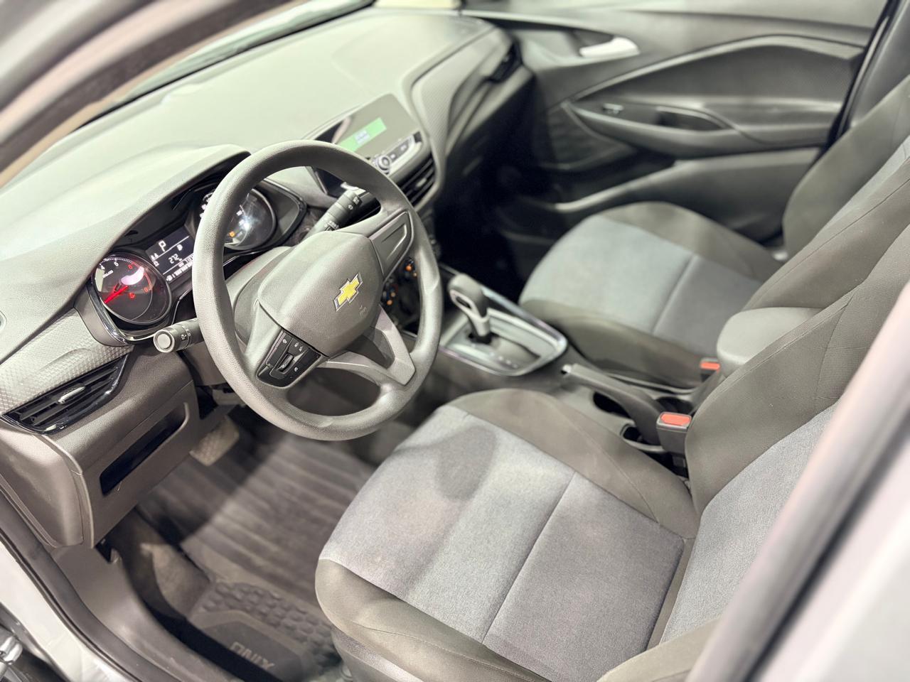 2023 CHEVROLET Onix 4 pts. LT, 1.3l, TM5, a/ac. Aut., VE, BA, RA-15