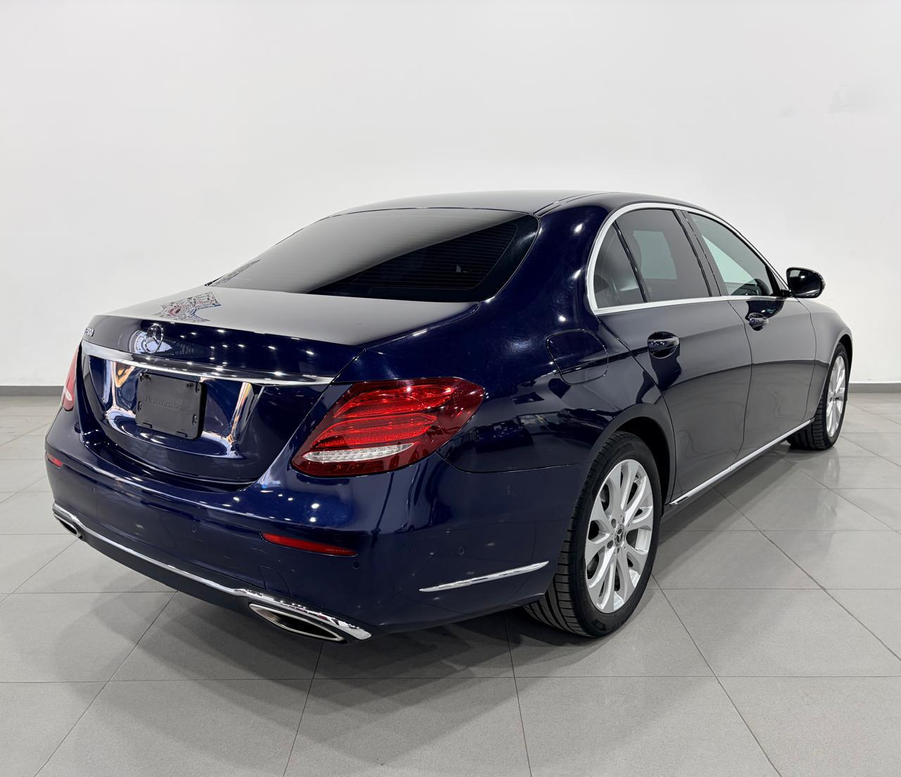 2019 MERCEDES BENZ Clase E 4 pts. E200 Avantgarde, TA