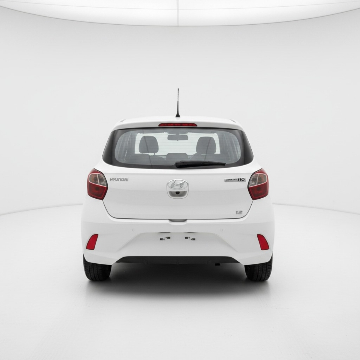 2022 HYUNDAI Grand i10 5 pts. HB GLS, TA, a/ac., VE, f. niebla, RA-15