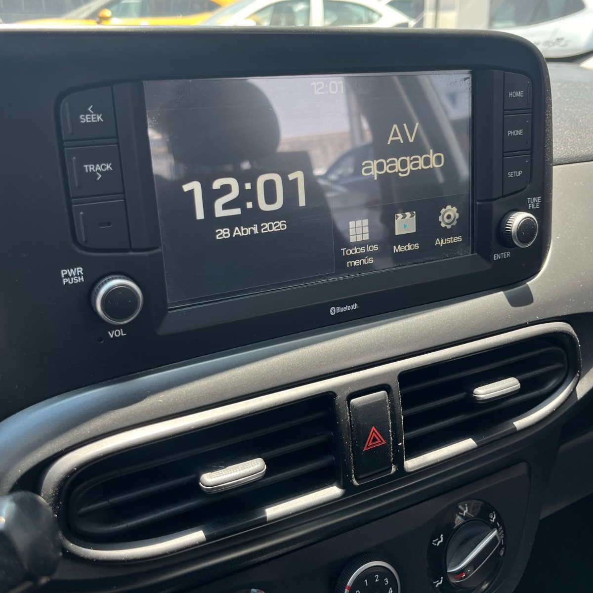 2022 HYUNDAI Grand i10 5 pts. HB GLS, TA, a/ac., VE, f. niebla, RA-15