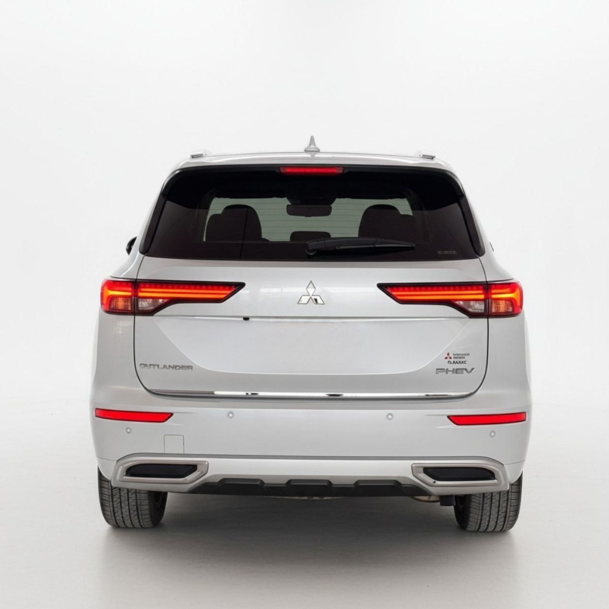 2025 MITSUBISHI Outlander 5 pts. Diamond, PHEV, TA, piel premium, molduras crom., RA-20, 4x4